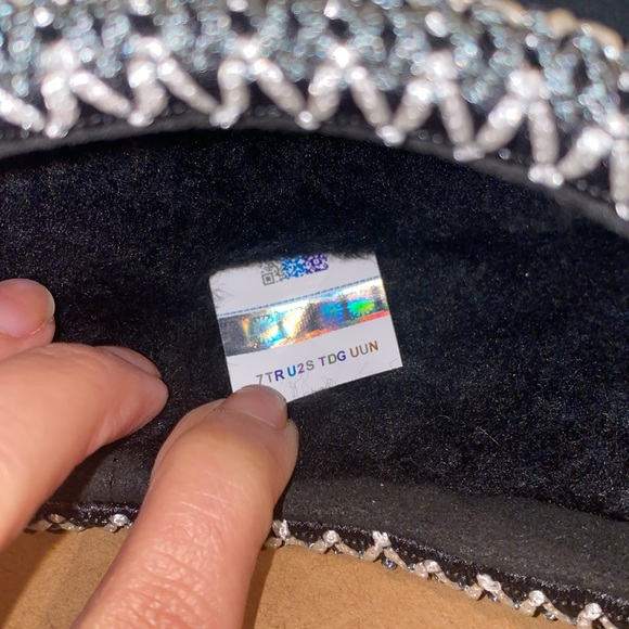 UGG Tasman Black- Womens - Picture 7 of 11